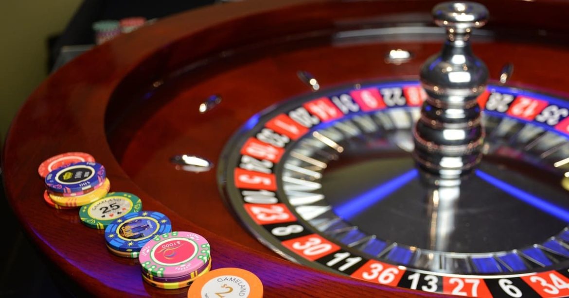 Staying Safe and Secure While Playing at Mobile Casinos